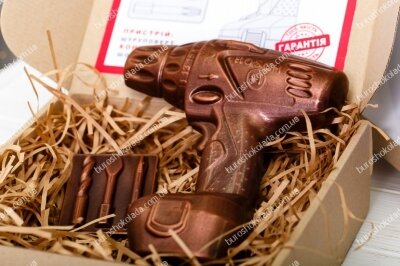 Шоколадный бренированный шуруповерт